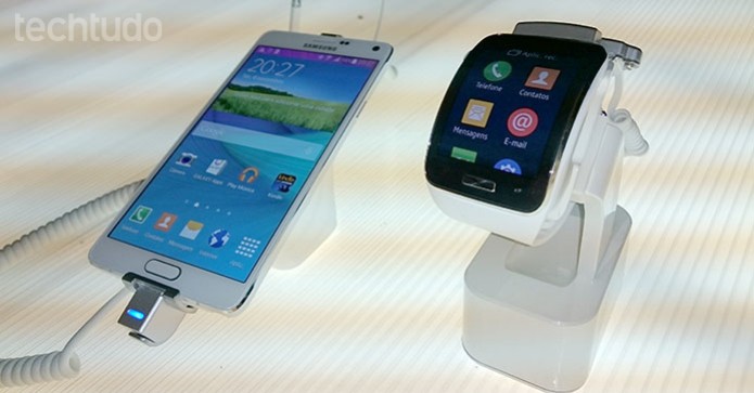 Note 4 e Gear S chegam às prateleiras a partir do dia 8 de novembro (Foto: Paulo Alves/TechTudo) Note 4 e Gear S chegam às prateleiras a partir do dia 8 de novembro (Foto: Paulo Alves/TechTudo)