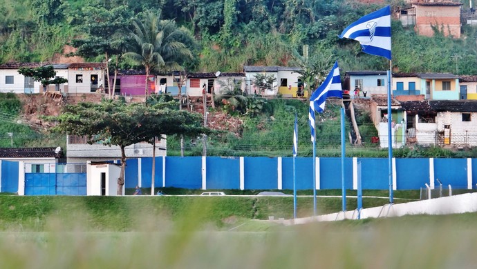 Campos do Mutange estão em bom estado para o retorno dos jogadores (Foto: Henrique Pereira/ GloboEsporte.com)