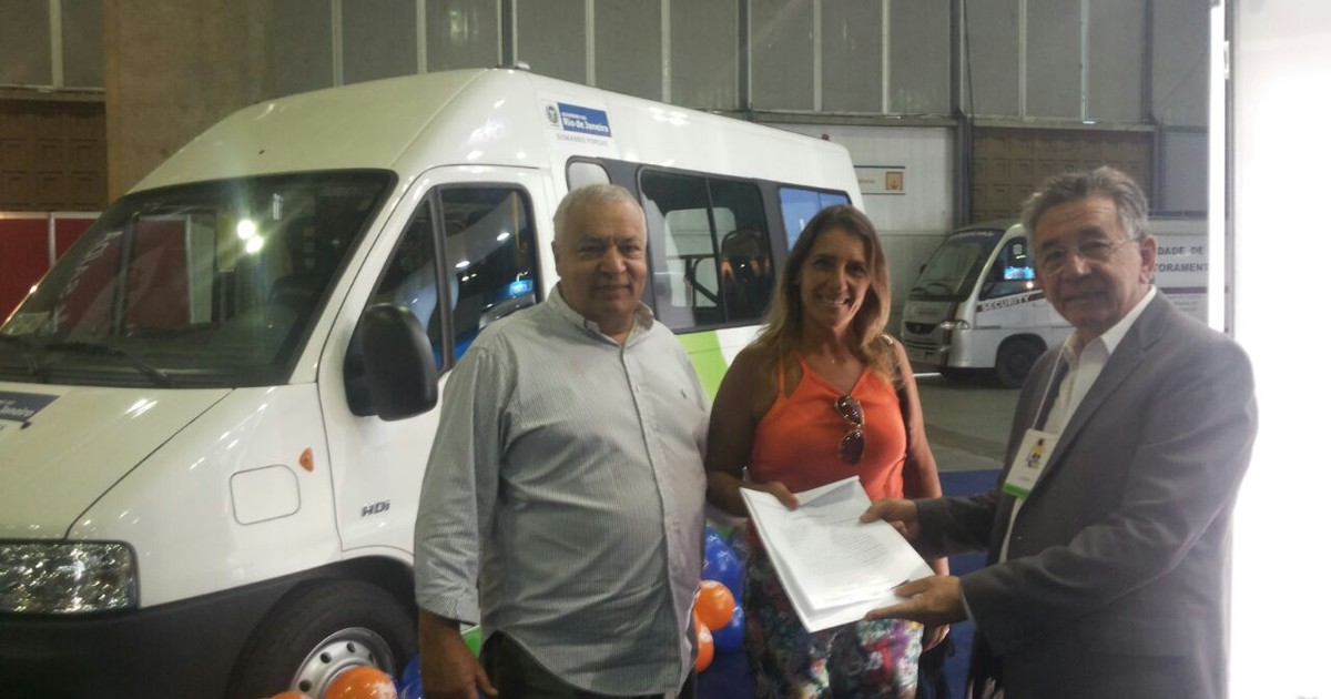 Teresópolis,RJ, recebe veículo para atividades do Conselho do Idoso - Globo.com