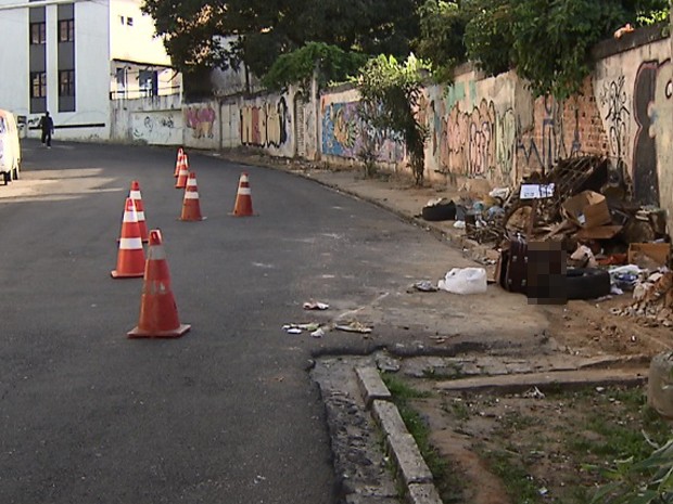 Corpo foi achada em área próxima a lixão (Foto: Imagem/TV Bahia)