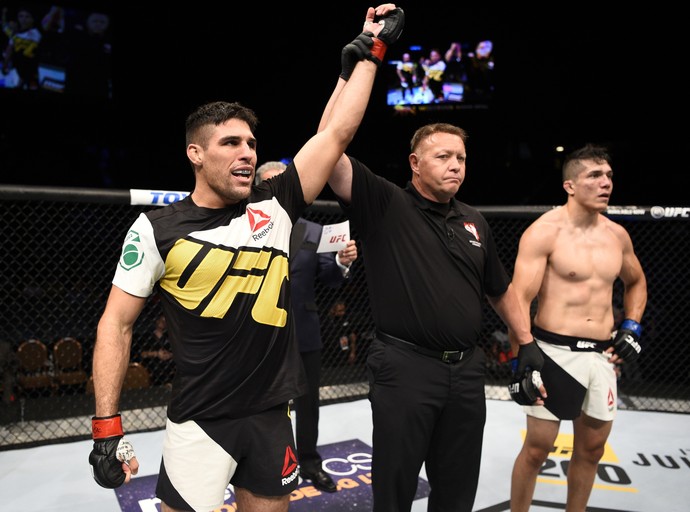 Vicente Luque x Alvaro Herrera UFC (Foto: Getty Images)