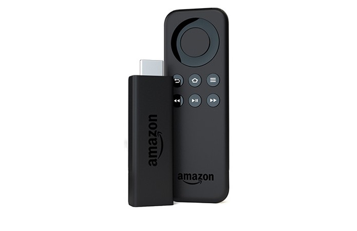 Grande diferencial do Fire TV Sitck está no controle remoto físico que acompanha (Foto: Divulgação)