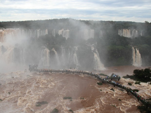 Chuvas no Paraná fizeram vazão nas Cataratas do Iguaçu quase triplicar (Foto: Cataratas do Iguaçu S.A. / Divulgação)