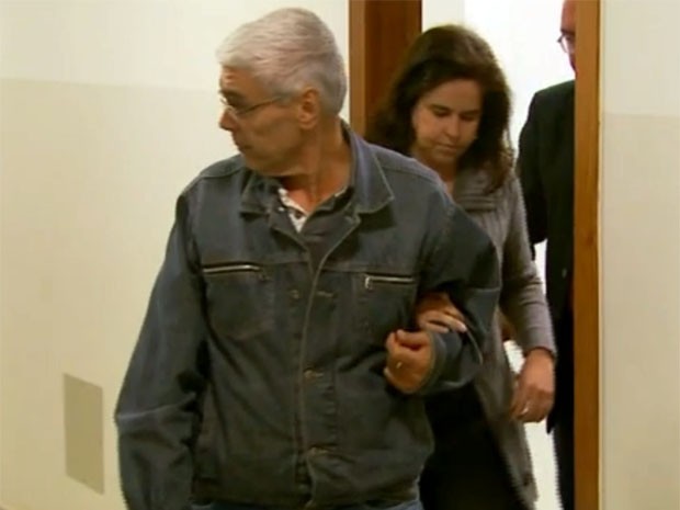 Ex-escrivã é acusada de desviar recursos da ordem de R$ 650 mil em Pouso Alegre (Foto: Reprodução EPTV) Ex-escrivã é acusada de desviar recursos da ordem de R$ 650 mil em Pouso Alegre (Foto: Reprodução EPTV)