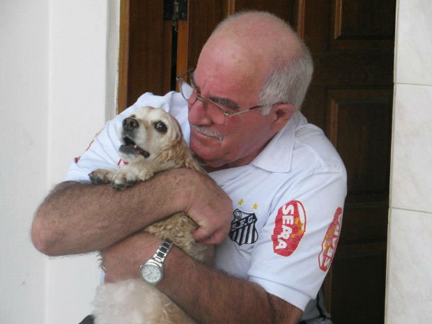 Senhor estava passeando com cachorra quando foi assaltado em São José. (Foto: Arquivo Pessoal / Rita de Cássia Mathias)