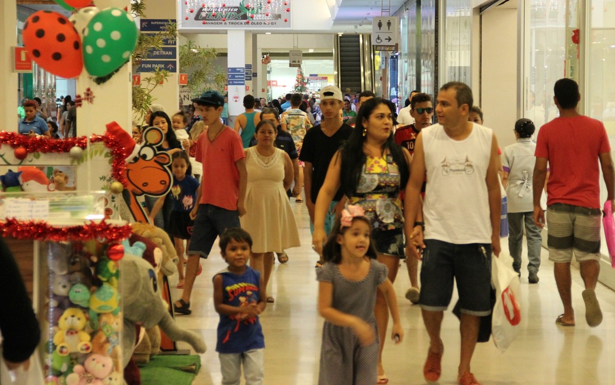Veja horário de abertura de lojas do Centro e shoppings de Manaus ... - Globo.com