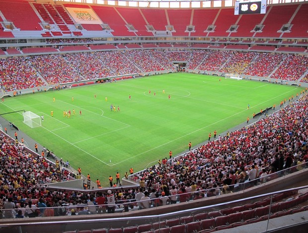 inauguração Estádio Mané Garrincha (Foto: Marcelo Baltar)