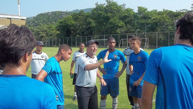 Anthoni Santoro, técnico Botafogo (Foto: Marcos Silva / Site Oficial do Botafogo)