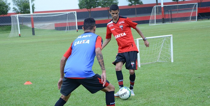 Jorginho - meia Atlético-GO (Foto: Divulgação / Atlético-GO)