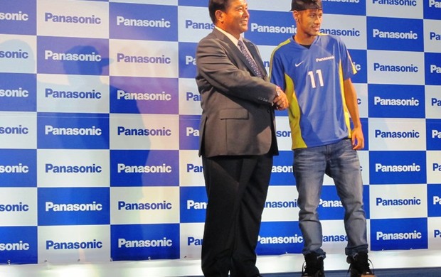Neymar participa de evento em Santos (Foto: Lincoln Chaves / GloboEsporte.com)