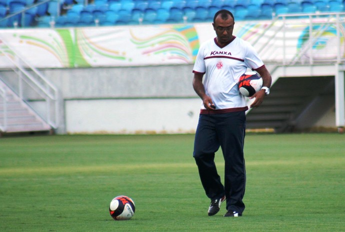 América-RN - Felipe Surian, técnico (Foto: Canindé Pereira/América FC/Divulgação)