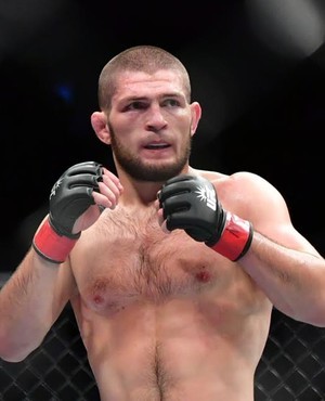 Ex-campeão do UFC rebate Ferguson por críticas a Khabib: 'Não tem