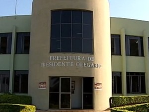 MPE investiga superfaturamento na prefeitura de Presidente Olegário, MG (Foto: Reprodução/TV Integração)