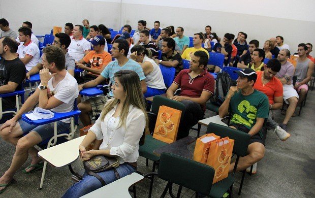 Atletas da Elite Masculina participam de Congresso Técnico em Manaus (Foto: Katiúscia Monteiro/ Rede Amazônica)