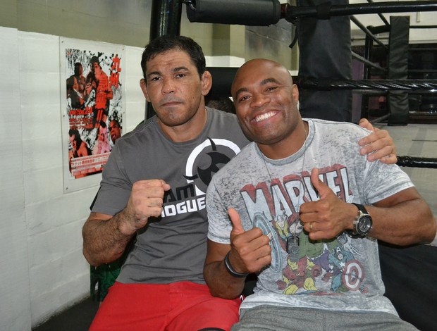 Anderson Silva Minotauro MMA UFC (Foto: Ivan Haupp)