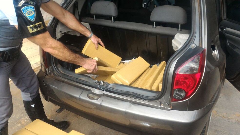 Indivíduo alegou que droga foi comprada em Pedro Juan Caballero (Foto: Polícia Militar Rodoviária/Cedida)