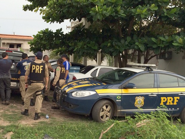 Carros foram apreendidos pela PRF (Foto: Reprodução/ PRF)
