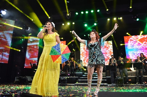Ivete canta com Nena Queiroga (Foto: Felipe Souto Maior / AgNews)