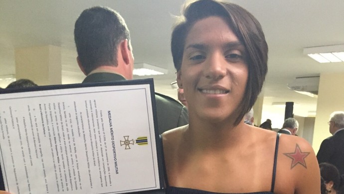 Ana Marcela Cunha medalha mérito esportivo (Foto: Divulgação)