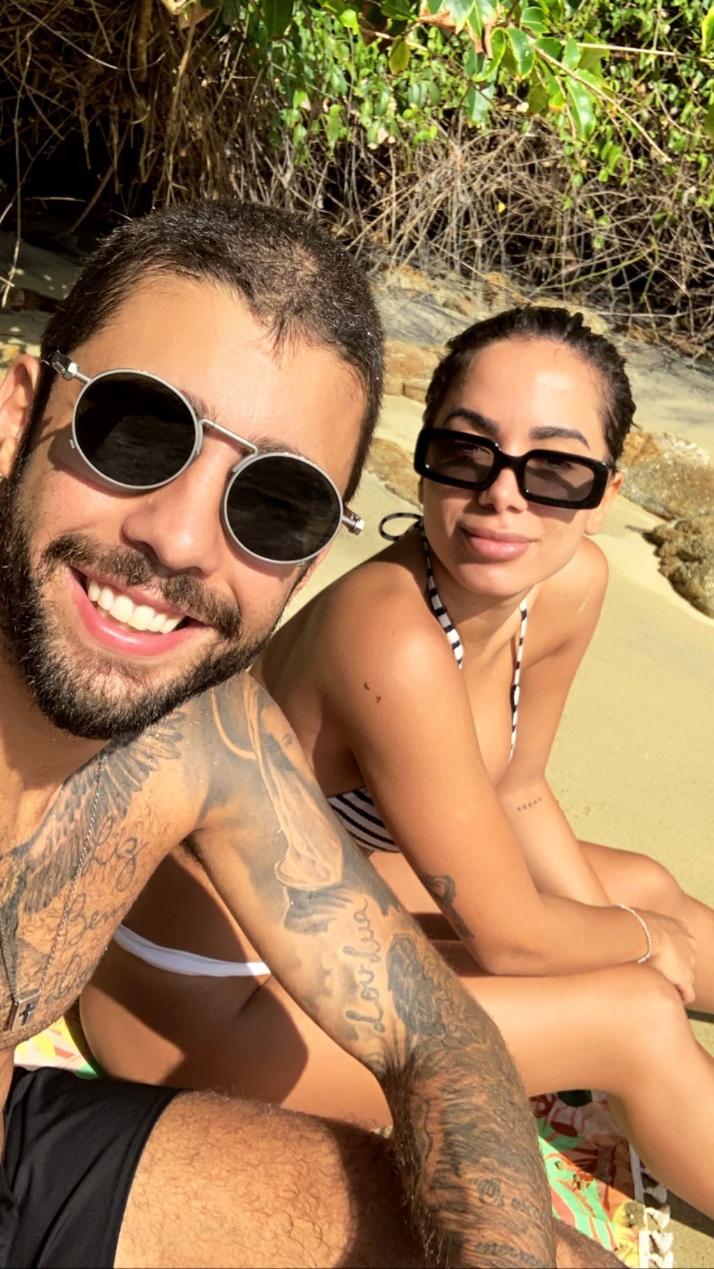 Anitta e Pedro Scooby curtem dia sem Angra dos Reis (Foto: Reprodução/Instagram) Anitta e Pedro Scooby curtem dia sem Angra dos Reis (Foto: Reprodução/Instagram)