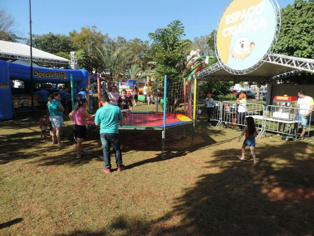 Crianças podem se divertir em um espaço exclusivo montado no Estimacão Tatuí (Foto: Caio Silveira/G1)