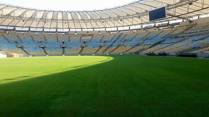 Gramado do Maracanã está pronto para jogo de domingo (Foto: Divulgação)