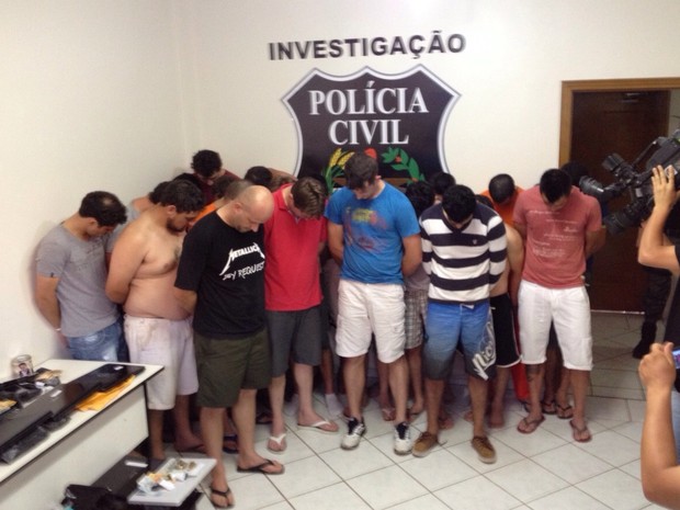 Pessoas Foram Presas No Oeste De Sc E Em Foz Do Iguacu Pr Pessoas Foram Presas No Oeste De Sc E Em Foz Do Iguacu Pr