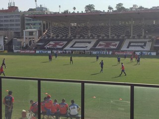 Após vistoria, novo laudo deve liberar São Januário para 25 mil pessoas