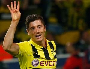 Lewandowski comemora o quarto gol, Borussia Dortmund x Real Madrid (Foto: Reuters)