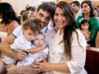 Ex-BBB Priscila Pires batiza o caçula em sua cidade natal