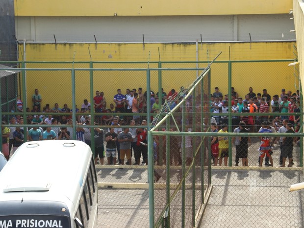 UPP recebeu parte de detentos (Foto: Ive Rylo/G1 AM)