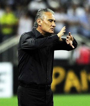 Sem perder na Arena há quase um ano, Tite alerta: Não é imbatível