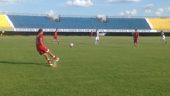 Ricanato e Colinas jogaram no estádio Nilton Santos, em Palmas, pela Segundona Tocantinense (Foto: Marcos Martins/GloboEsporte.com)