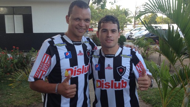 Warley (atacante) e Doda (meia) do Botafogo-PB (Foto: Divulgação / Botafogo-PB)