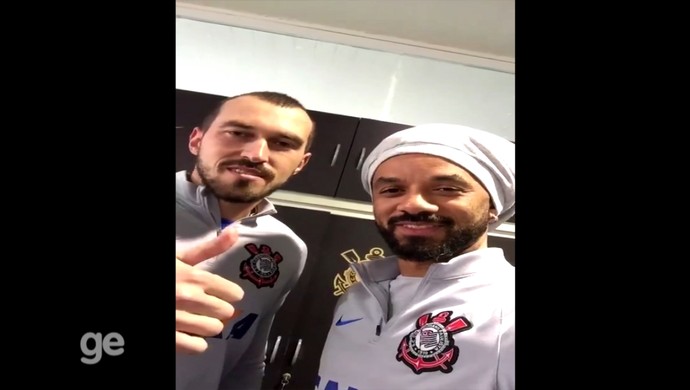 Jogadores do Timão chamam torcida para jogo do XV de Jaú