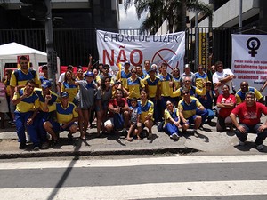 Trabalhadores farão ato em Curitiba na sexta-feira (30) (Foto: Divulgação/SintcomPR)