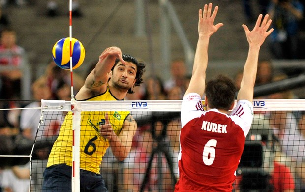 vôlei leandro vissotto brasil e Polônia liga mundial (Foto: FIVB)