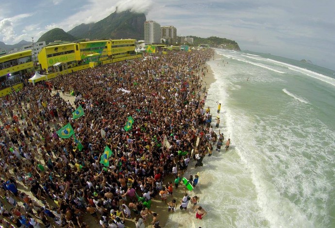 Rio Pro recebeu mais de 100 mil pessoas ao longo dos cinco dias de competição, recorde histórico de público (Foto: Reprodução/Facebook) Rio Pro recebeu mais de 100 mil pessoas ao longo dos cinco dias de competição, recorde histórico de público (Foto: Reprodução/Facebook)