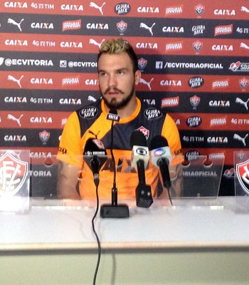 Willian Farias; Vitória (Foto: GloboEsporte.com) Willian Farias; Vitória (Foto: GloboEsporte.com)