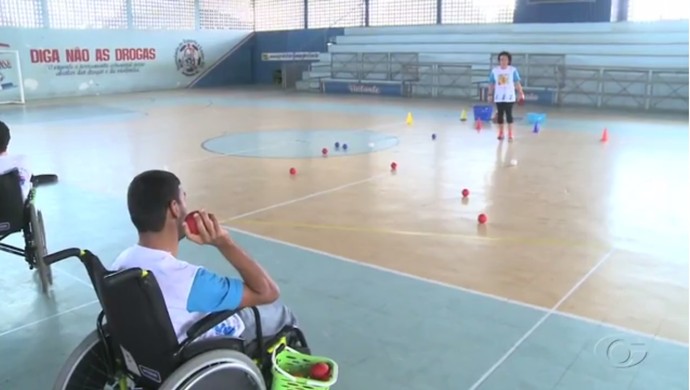 Bocha adaptada em Junqueiro (Foto: Reprodução/TV Gazeta)