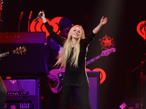 Avril Lavigne se apresenta em Chicago, nos Estados Unidos (Foto: Daniel Boczarski/ Getty Images/ AFP )