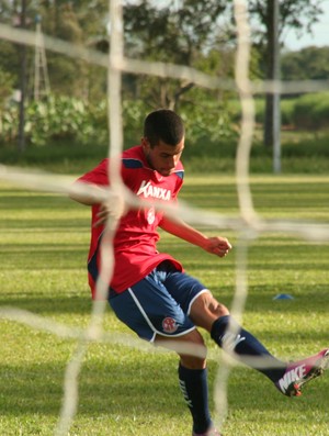 Sérgio Mota - meia - Penapolense ex-São Paulo (Foto: Silas Reche/ Divulgação Penapolense)