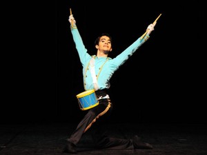 Pedro Henrique Pupa, bailarino formado em Piracicaba (Foto: Arquivo Pessoal/Camilla Pupa)