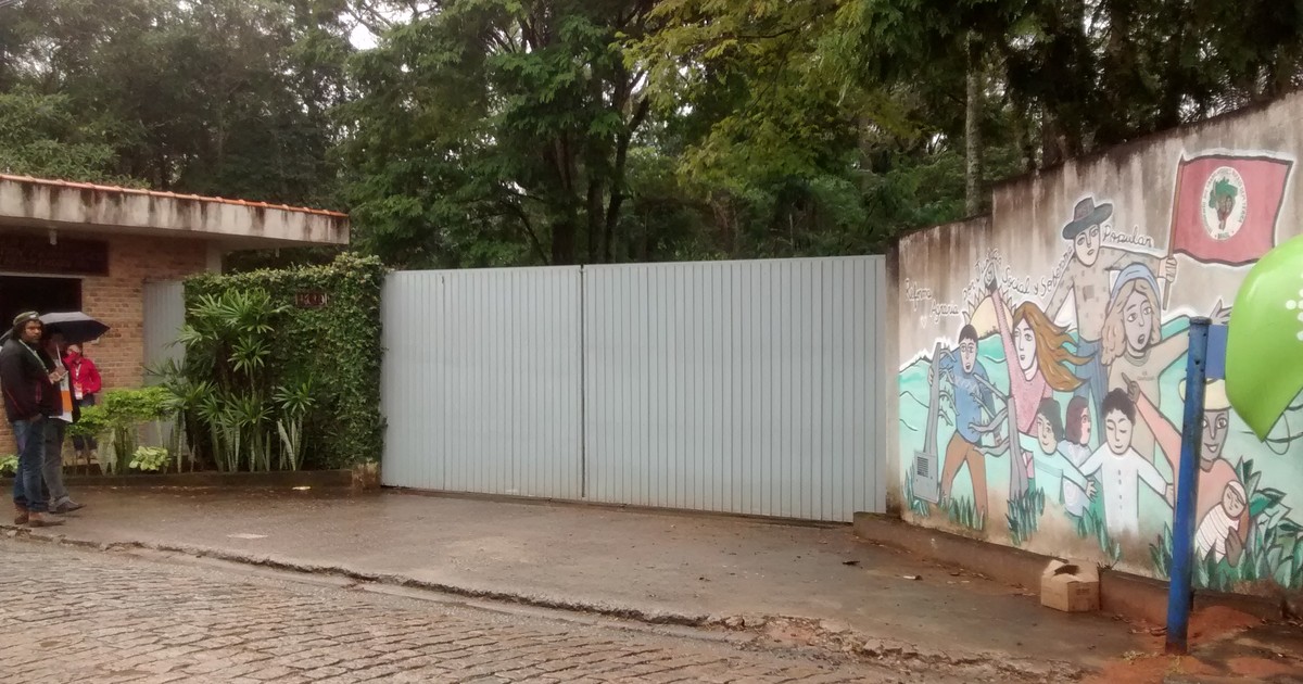 Dois são presos em escola do MST em Guararema, diz coordenação - Globo.com