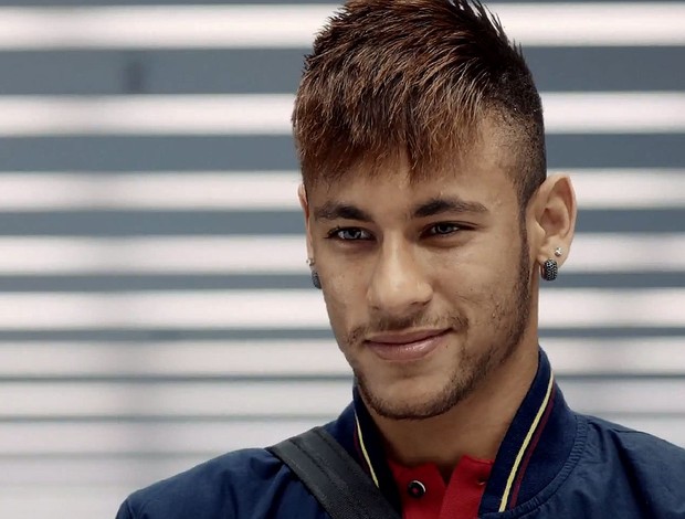 FRAME - Neymar barcelona (Foto: Reprodução / Site Oficial do Barcelona)