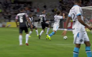 Gaciba, sobre pênalti não marcado a favor do Atlético-MG: 