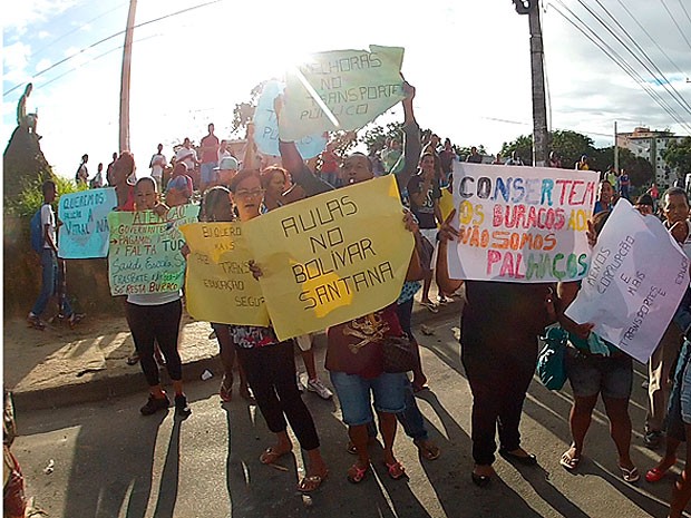 G Moradores Fecham Rua Em Protesto Em Nova Sussuarana Salvador