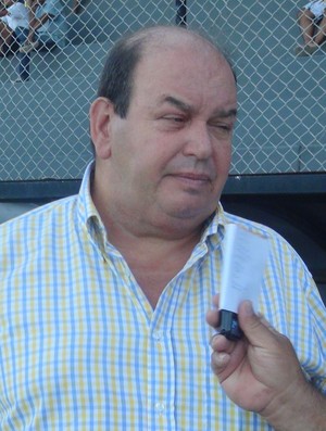 Ednilton Lins, dirigente de futebol do CRB (Foto: Caio Lorena / Globoesporte.com)