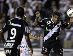 Diego Souza Vasco x Corinthians (Foto: Alexandre Cassiano / Agência O Globo)
