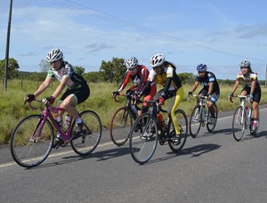 Circuito do Curiaú recebe a penúltima etapa do Ciclismo de Estrada, no AP (Foto: Wellington Costa/GE-AP)